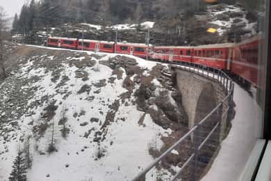 Från Milano: Natursköna Alperna dagsutflykt med Bernina tågresa
