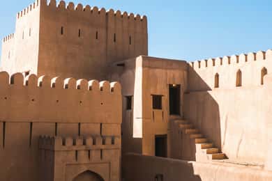 Wycieczka całodniowa Amouage & Nizwa: Fort, Souq i Barakat Al Mouz
