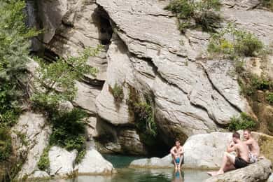 Da Berat alla cascata di Bogova