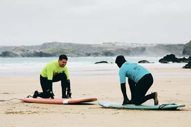 Newquay: 2 ore di esperienza di surf - Lezione privata 1:1 o 2:1