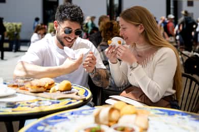 Cefalù: Street Food Tour with Tastings