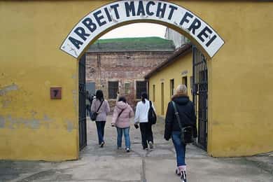 Fra Prag: Privat tur til koncentrationslejren Terezin