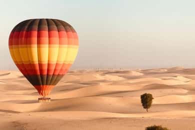 Muscat: balon na ogrzane powietrze i nocna wycieczka po pustyni i Wadi Khalid