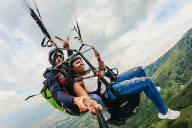 Medellín: Paragliding in the Colombian Andes