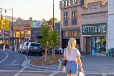Missoula: Hip Strip Guided Walking Tour