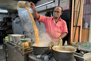 Heritage Walk & Street Food Tasting in Jaipur