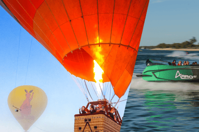 Gold Coast: Hot Air Balloon, Breakfast & FREE Arrojetboating