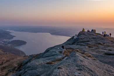 Dalsnuten: Private Hiking Tour with Pick-up Service