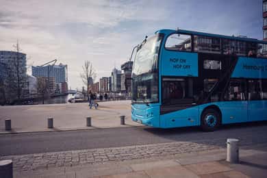Amburgo: Tour della Linea F in autobus Hop-on Hop-off e in barca