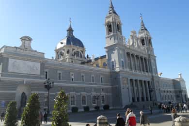 Madrid: Tour of the Historic City Center