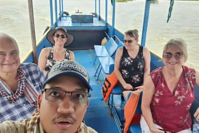 Siem Reap : Excursion d'une journée à Angkor Wat et au village flottant