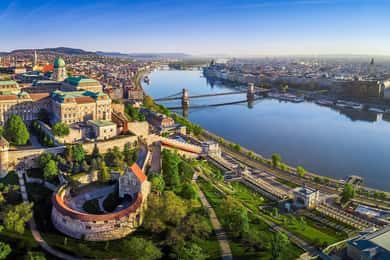 Tour di mezza giornata in auto di Budapest con guida