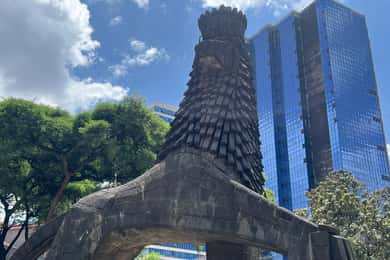 Addis Ababa: Layover Tour with National Museum & Mercato