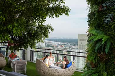 Bangkok: Goditi l'ottimo cibo thailandese con vista panoramica sul tetto