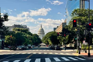 DC:Small Group Sunset Tour .