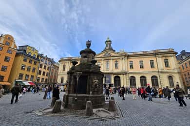 Stockholm: Secrets of Gamla Stan Guided Tour w/ Fika Option