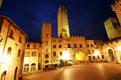 Siena'dan: Chianti ve San Gimignano Gün Batımı Turu