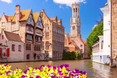 Desde Bruselas: Brujas en tren con tour guiado y paseo en barco