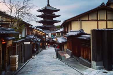 From Nagoya: Kyoto Day Tour with Kobe Beef Shabu-Shabu Lunch