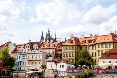 Praga: Excursão turística de 1 dia com cruzeiro guiado e almoço