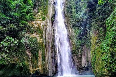 Moalboal: excursão pelas ilhas e viagem de 1 dia às Cataratas de Mantayupan