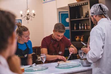 Cusco: Cooking Class and San Pedro Market Tour