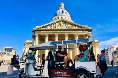 Paris: Most Iconic Monuments Guided Tour by Tuk Tuk