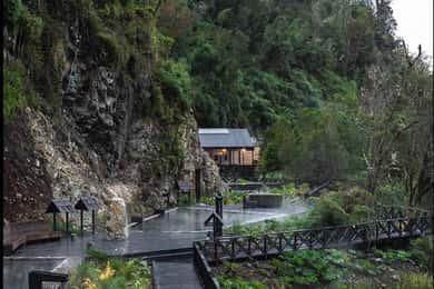 Da Puerto Varas: giornata intera a Termas del Sol e alla Valle del Cochamo
