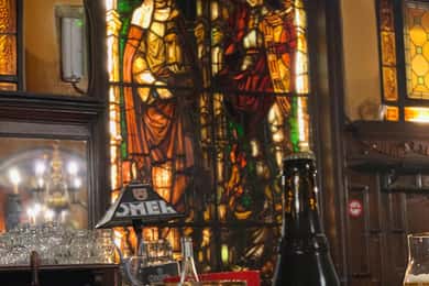 Brussels : Exclusive Chocolate, Beer, Waffle & Whiskey tour