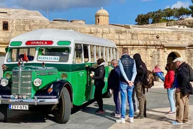 Valletta: Sunday Vintage Bus to Marsaxlokk