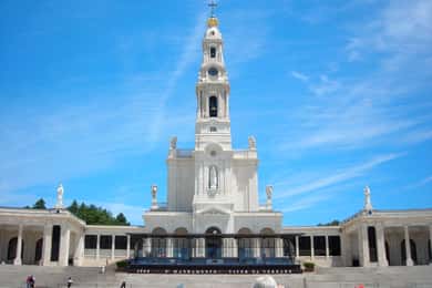 Lisbon and Fatima Sanctuary Full-Day Private Tour