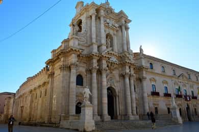 Syracuse: Ortigia and Neapolis Guided Walking Tour