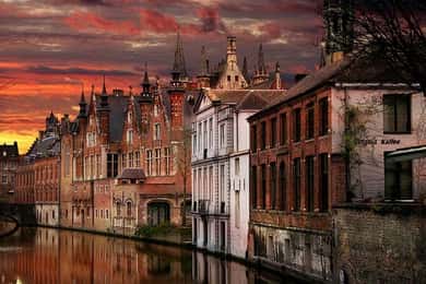 Vanuit Brussel: Dagtrip Brugge met rondvaart (ES)