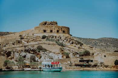 Fra Heraklion: Spinalonga, Elounda og Ag. Nikolaos med lunsj
