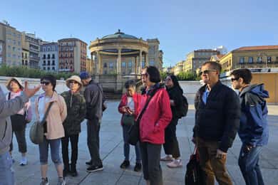Pamplona: Rundgang und Fotosession mit Stieren