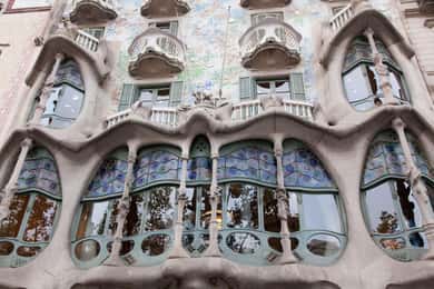 Casa Batllo Fast-Track Tickets, Barcelona Architecture Tour