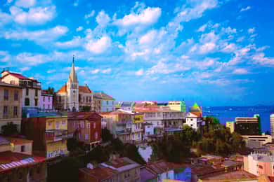 From Santiago: Valparaiso and Viña del Mar Day Tour