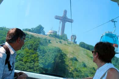 Skopje: Privat tur til Matka Canyon og Millennium Cross