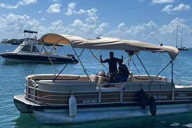 San Andres Island Tour In Shared Pontoon