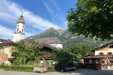 Garmisch-Partenkirchen: Proposal with Photographer & Dinner