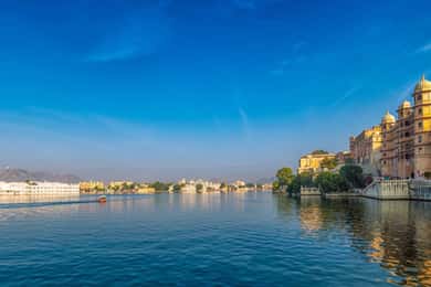 Udaipur Full-Day Private Tour with Boat Ride and Lunch