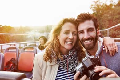 Belfast: Hop-On/Hop-Off-Bustour mit Ticket für die Titanic