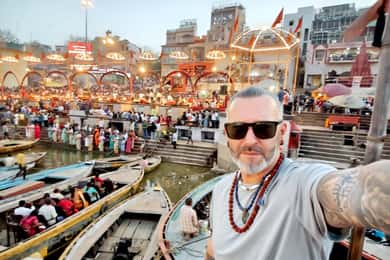 6-Day Golden Triangle Tour with Varanasi from Delhi