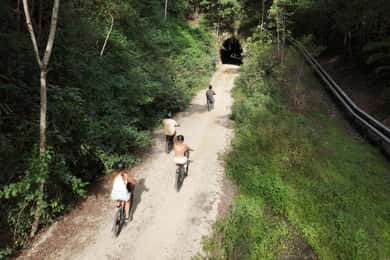Northern Rivers Rail Trail E-Bike Hire w Shuttle från Byron