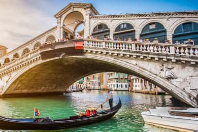 Ab Gardasee: Gruppen-Tagestour nach Venedig