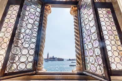 Venise : Palais des Doges, basilique Saint-Marc, terrasse en option
