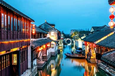 Su Zhou and Zhou Zhuang Water Village Day Tour