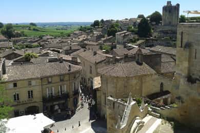 From Bordeaux: Saint-Emilion Wine Tasting Tour