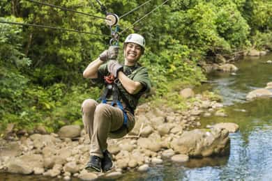 Excursión de ecoaventura en tirolina Braulio Carrillo San José