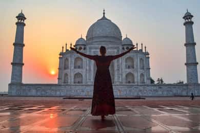 Agra: Tour al amanecer con entrada rápida al Taj Mahal y al Fuerte de Agra